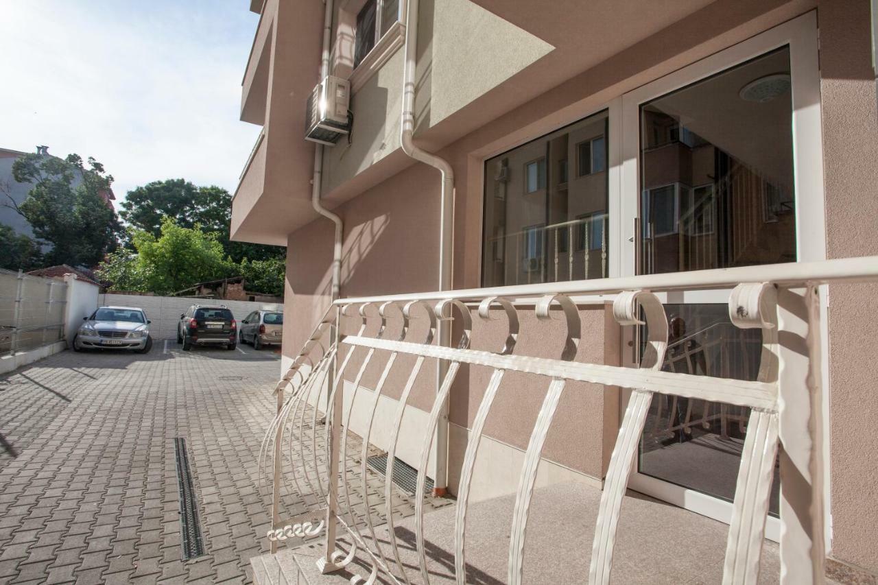 Apart Apartments Пловдив Экстерьер фото